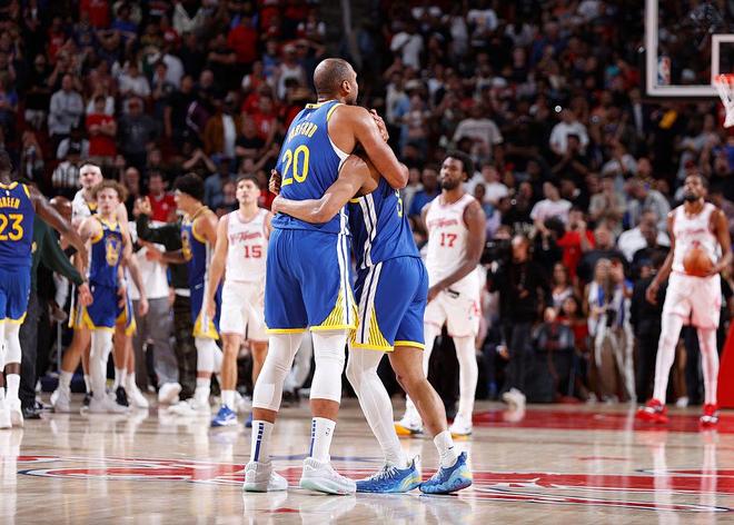 勇士加时惜败公牛 巴特勒伤退成赛季转折点