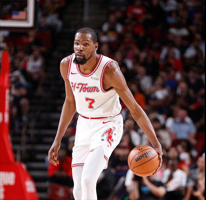 勇士加时惜败公牛 巴特勒伤退成赛季转折点