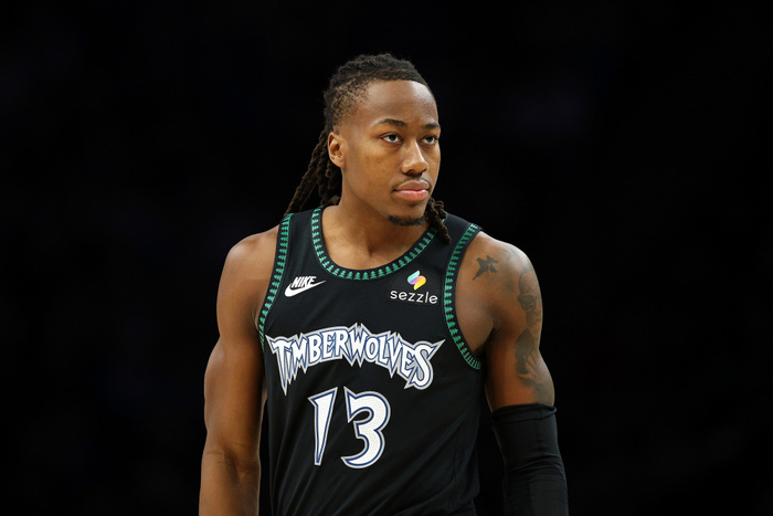 森林狼爱德华兹复出时间表暗示季后赛前景