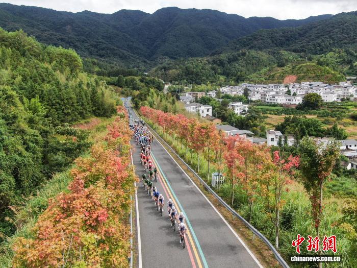第十三届环鄱阳湖国际自行车赛安远站第十赛段
