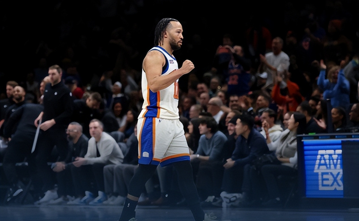 尼克斯客场逆转老鹰 布伦森麦科勒姆联手绝杀