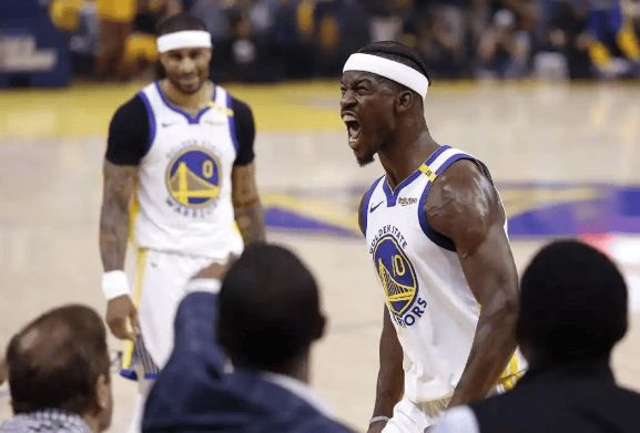 库里出战难挽颓势 勇士高薪合同成毒瘤